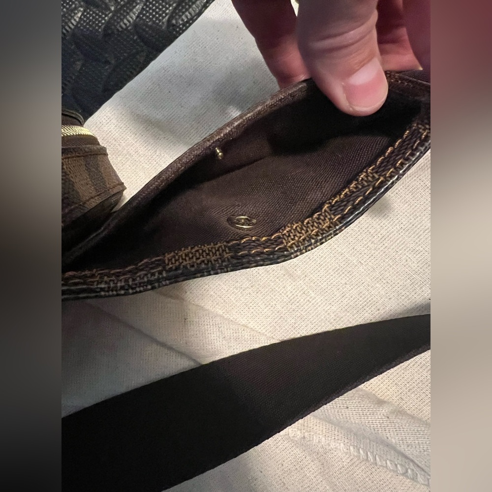 Louis Vuitton Damier Ebene Crossbody bag - Picture 5 of 9